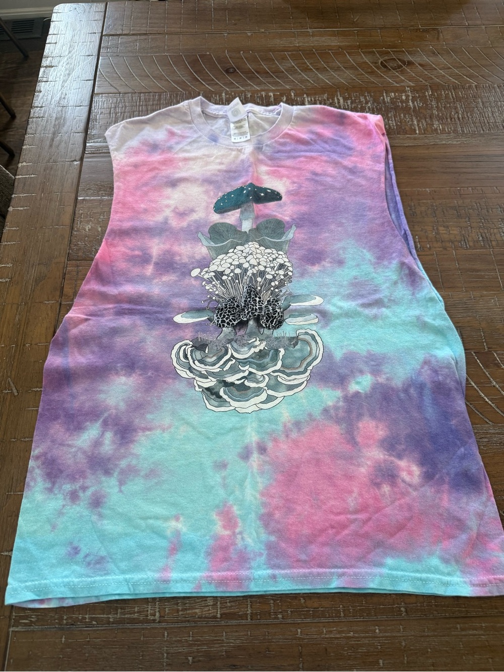 Tie-Dye Graphic Muscle Tee with Mushroom Artwork